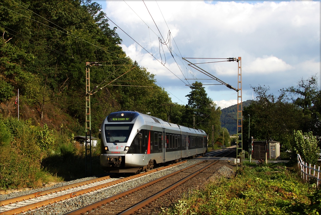 Abellio ET 23008 als RE 16 nach Essen am 22.09.12 in Grevenbrck