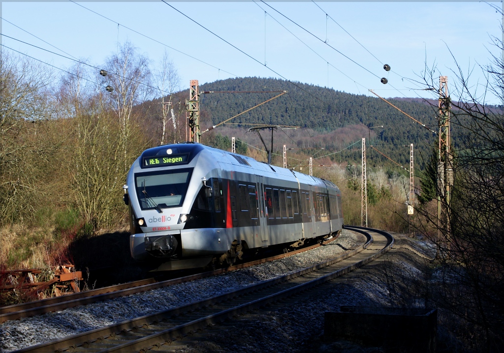 Abellio ET 23008 als RE 16 von Essen nach Siegen am 12.01.13 in Littfeld