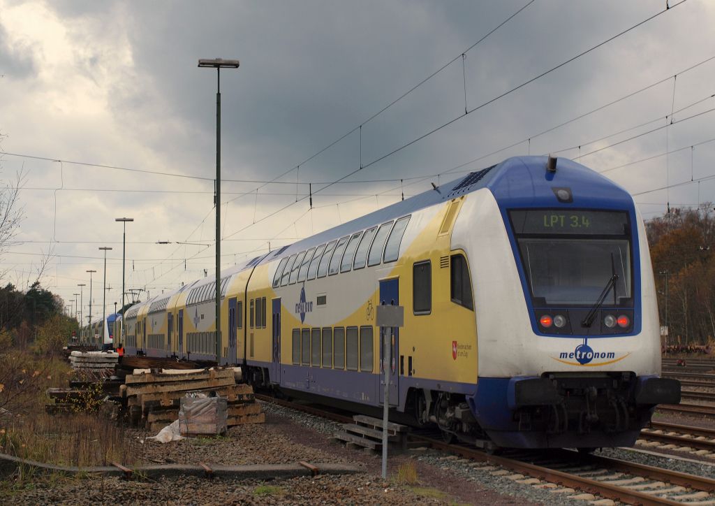 Am 13.11 waren 2 Metronom Garnituren abgestellt und warteten auf ihren nchsten Einsatz.