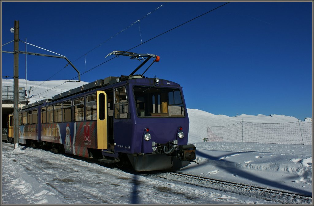 Am  Bahnhof  Rochers-de-Naye.
(12.01.2012)