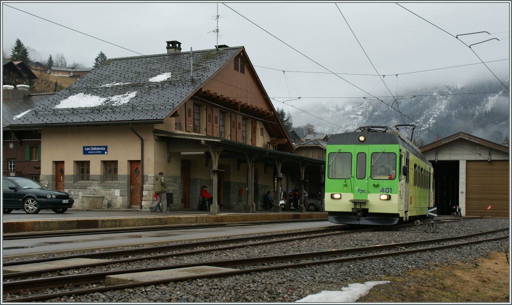 ASD BDe 4/4 401 in Les Diablerets. 
19.03.2011