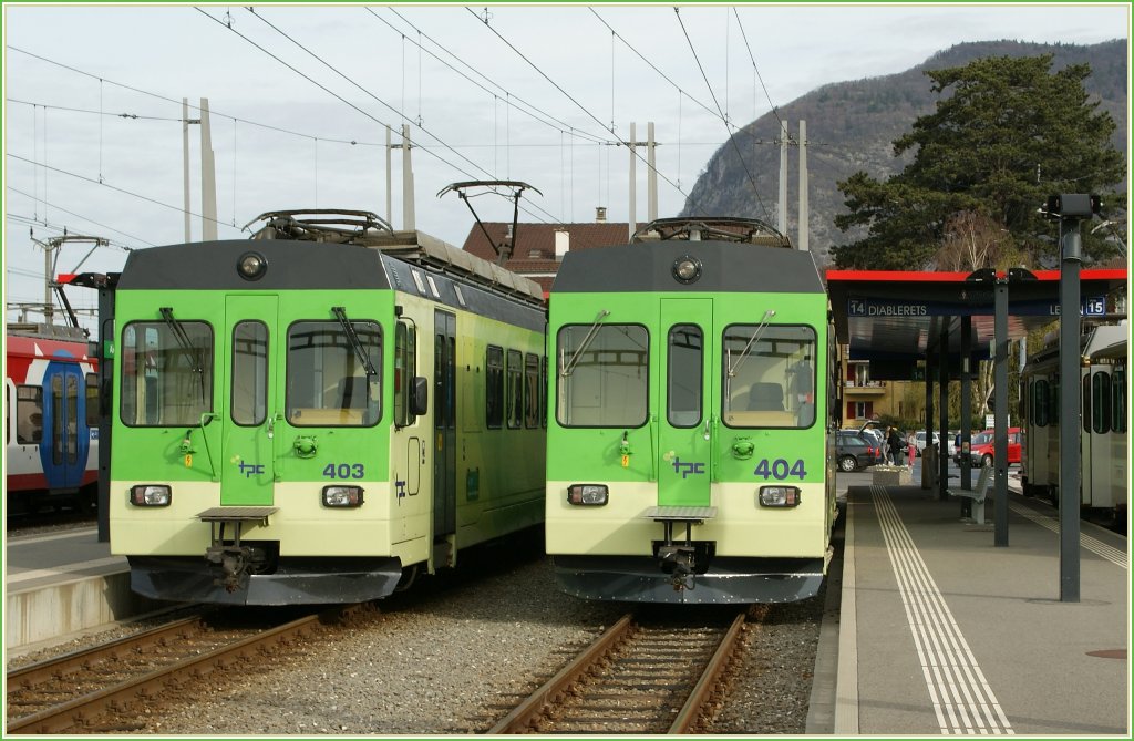 ASD BDe 4/4 403 und 404 in Aigle.
27. Mrz 2011