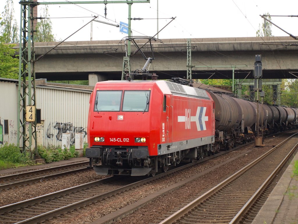 Auch 91 80 6145 090-7 D-HGK zog einen ler durch den Bahnhof Hamburg-Harburg am 14.5.