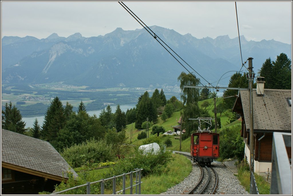 Auch ein schner Rcken kann entzcken...
HGe 2/2 Nr.2 bei Haut de Caux 
(28.08.2012)