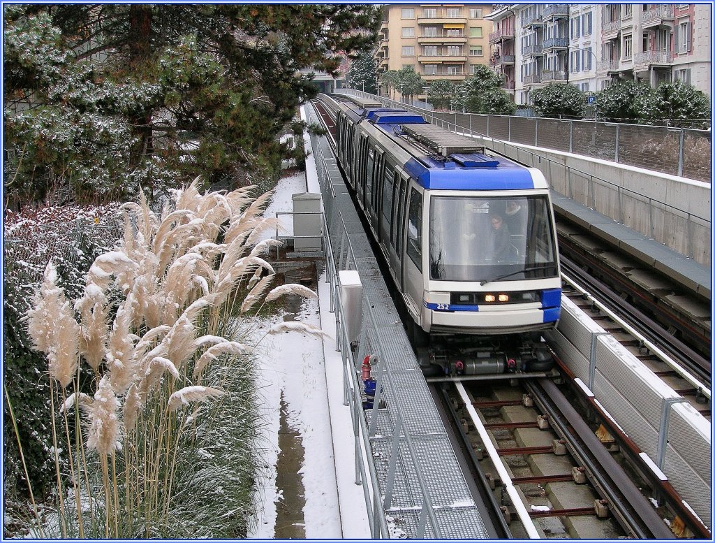 Auch in Lausanne haben wir seit kurzem eine Mtro, die, dem Erbauer geschuldet, jener in Paris ziemlich hnlich sieht. 
Lausanne, den 18. Dez. 2009