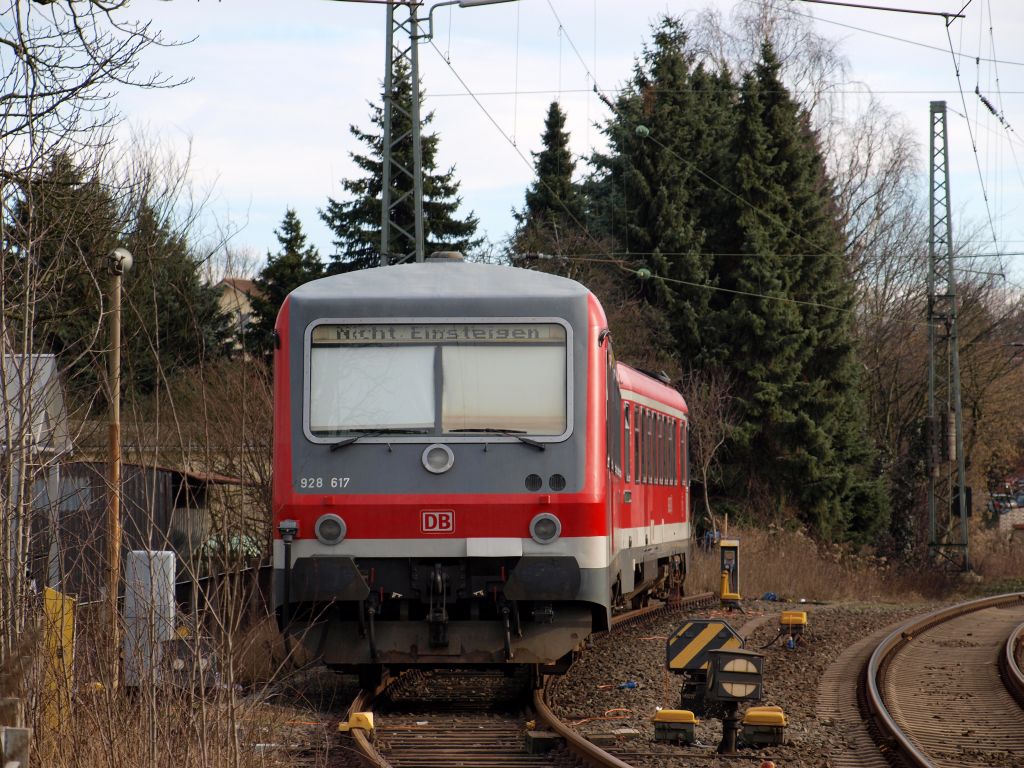 Auf dem Stumpfgleis von Buchholz hielt 628 617 Wochenendruhe.