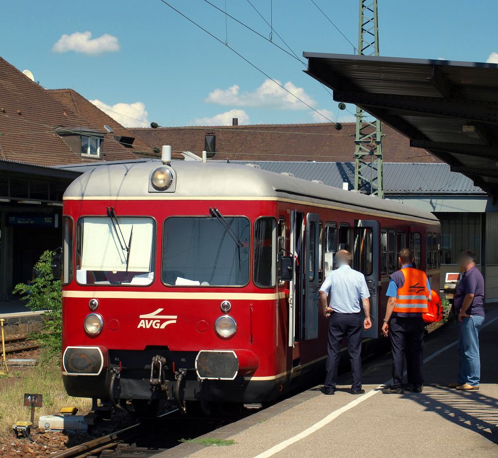 AVG VT 452 machte eine Pause im Karlsruher Hbf am 31.7.10