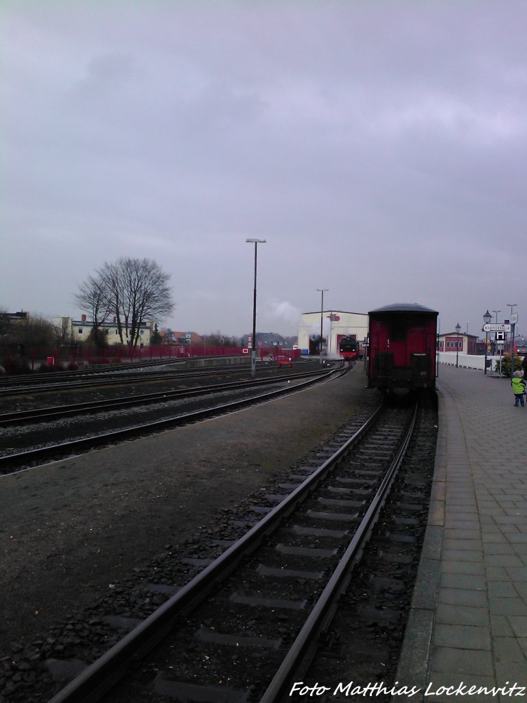 Blick auf Molli BW in Bad Doberan vom Bahnhof aus am 13.4.13