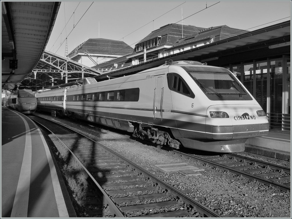 CIS ETR 470 auf dem Weg nach Venezia beim Halt in Lausanne.
20. Okt. 2007