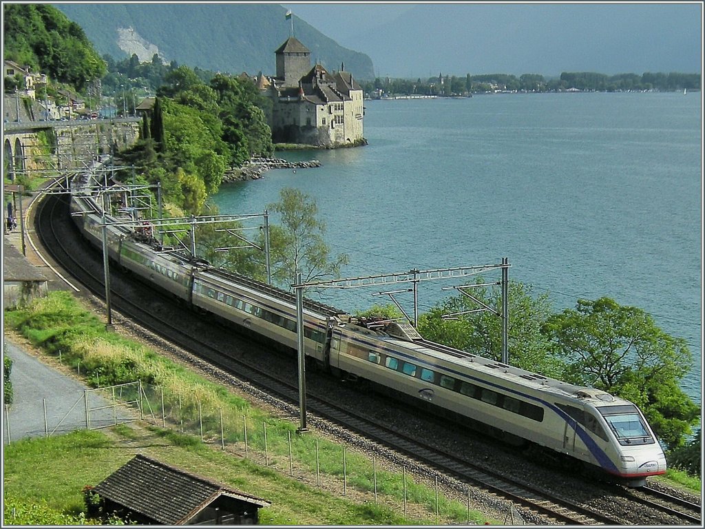 CIS ETR 470 von Milan nach Genve beim Chteau de Chillon.
26.06.2008