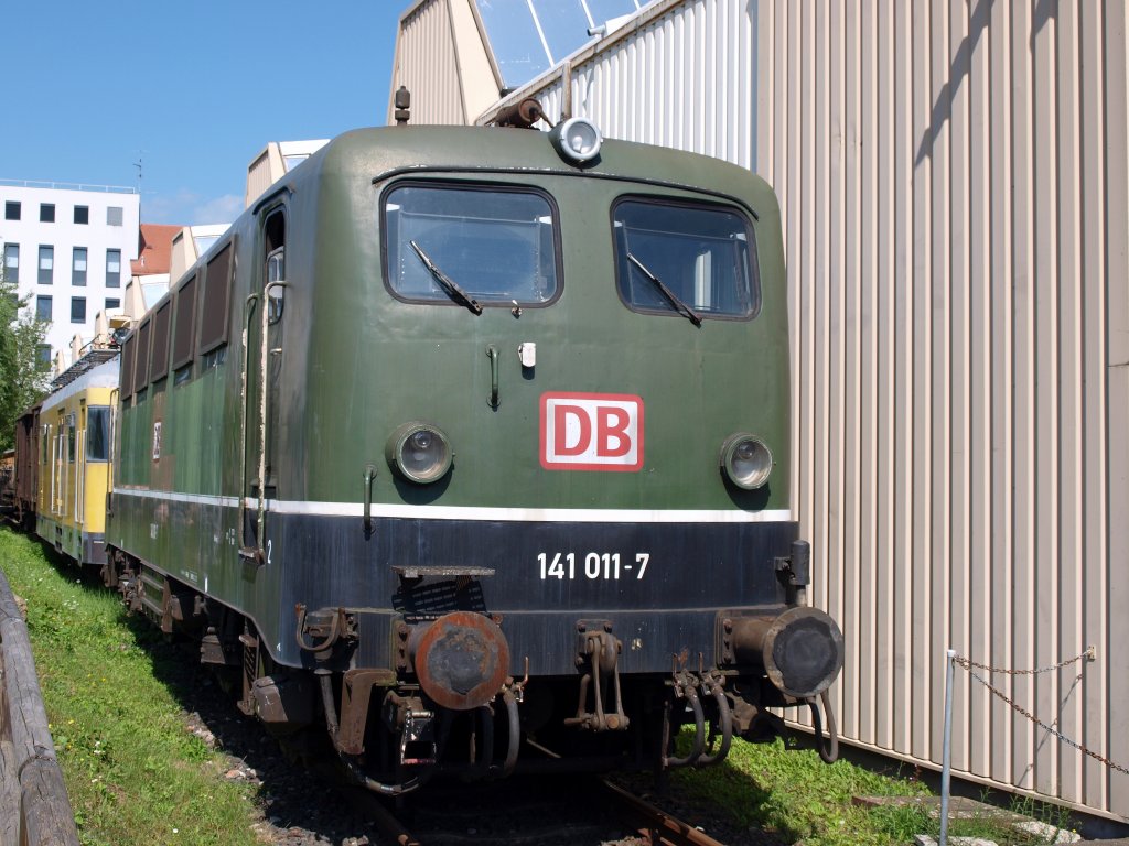 DB 141 011-7 war im Freigelnde des DB Museums Ausgestellt.