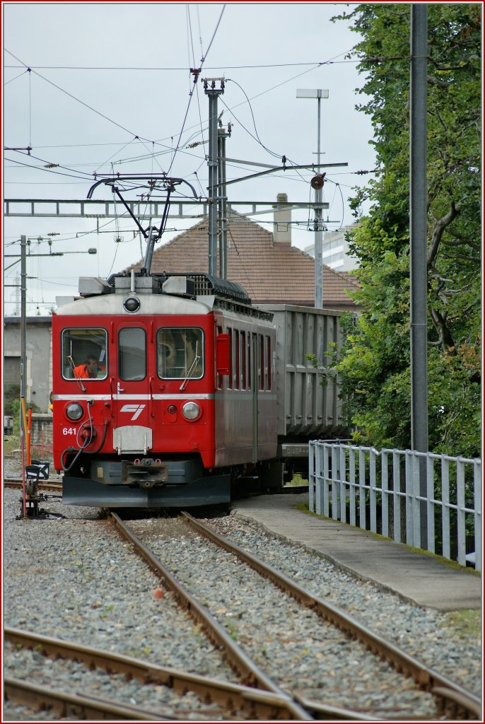 Der CJ Be 4/4 642 (ex RhB) beim Rangieren in La Chaux de Fonds am 19. Aug 2010 