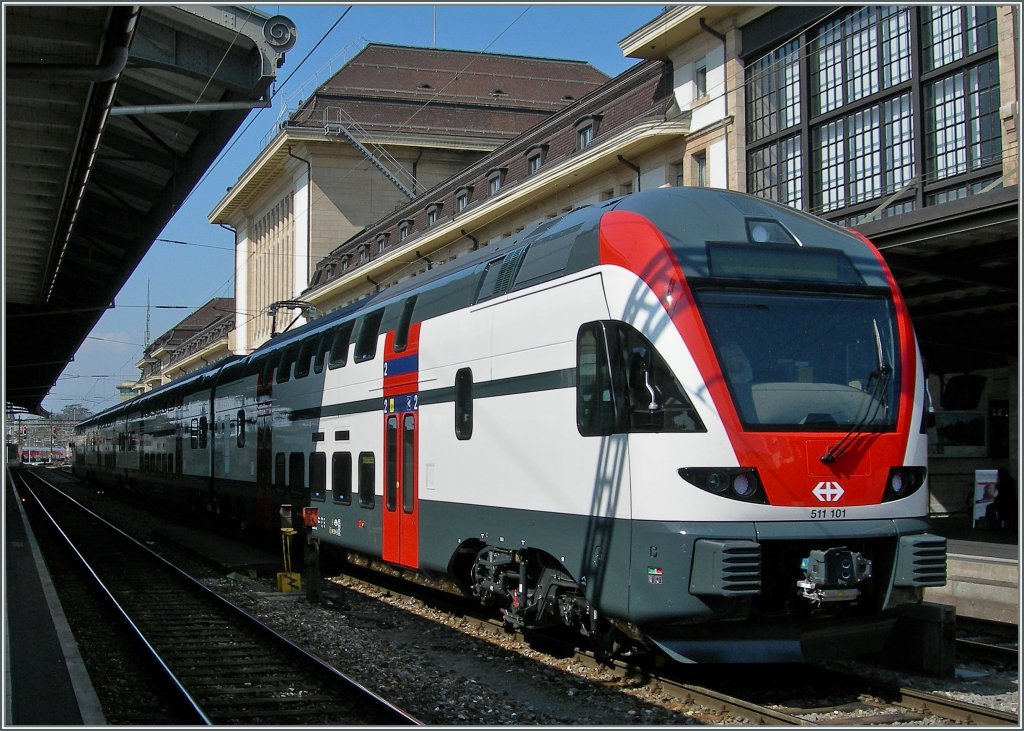 Der neue, graue  Eierkopf  511 101 in Lausanne. 
23. Mrz 2011