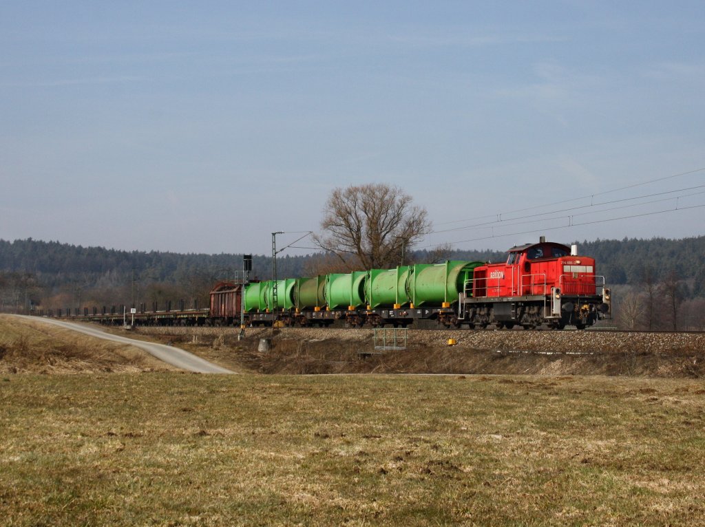 Die 294 685 am 05.03.2011 mit einer bergabe unterwegs bei Plling. 
