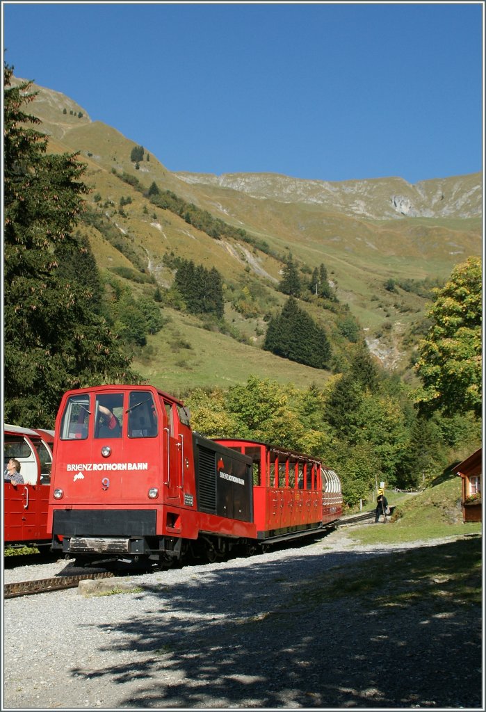 Die BRB Diesellok N 9 in Planalp. 
1. Okt 2011