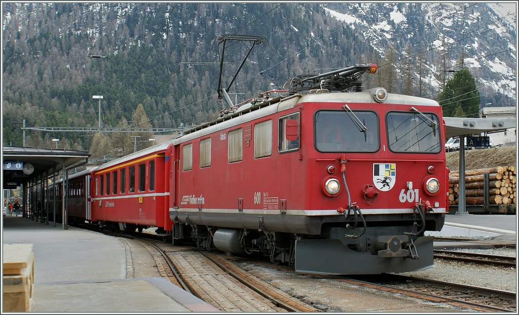 Die Ge 4/4 I 601 in Pontresina. 
9. Mai 2010