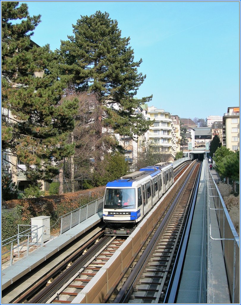 Die Mtro zwischen Lausanne Bahnhof und Ouchy am 13.02.2011.  