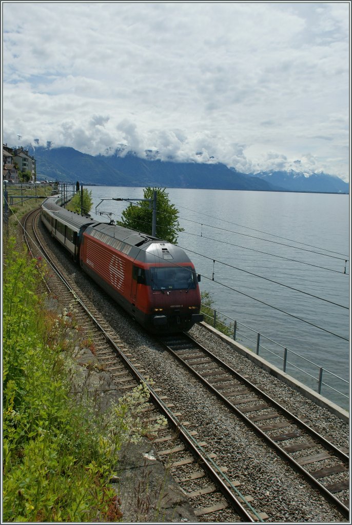 Die Wetterkche brodelt...
Re 460 mit IR bei St-Saphorin.
30. Mai 2013