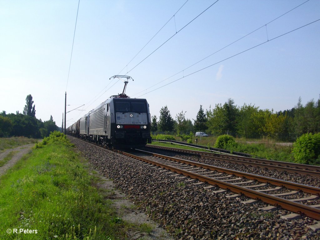 E189 110 und eine Schwester Maschine mit Kesselzug bei Eisenhttenstadt. 12.08.10