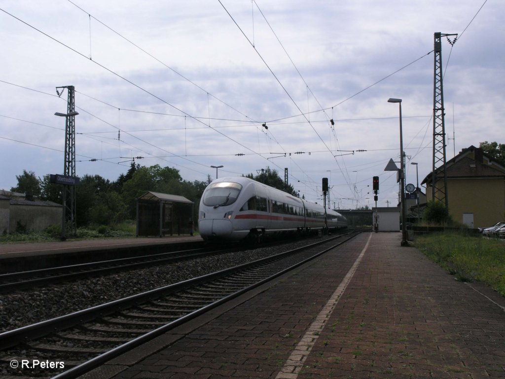 Ein ICE auf den weg von Wien nach Dortmund in Obertraubling. 20.06.09