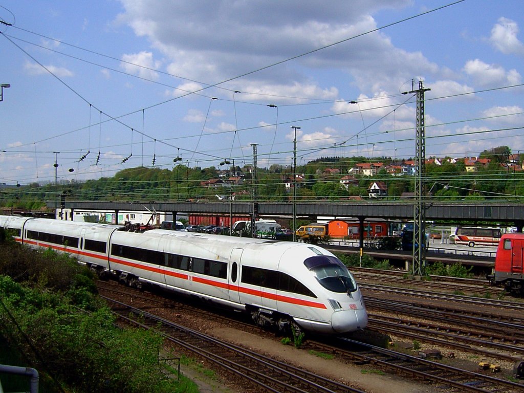 Ein ICE-T am 03.05.2008 bei der Einfahrt in den Passauer Hbf. 
