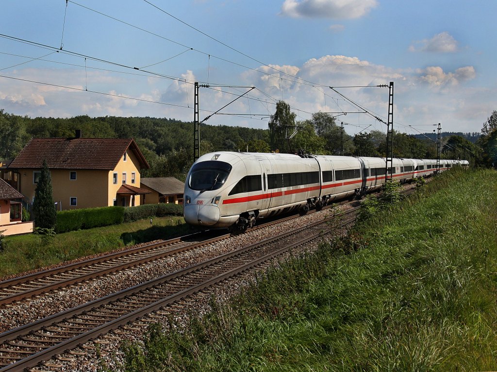 Ein ICE-T nach Frankfurt am 11.09.2010 unterwegs bei Vilshofen. 
