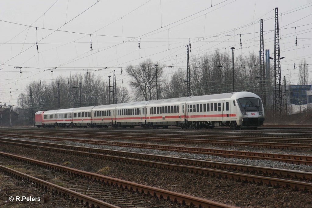 Ein Leerer InterCity in Leipzig Schnefeld. 12.03.11