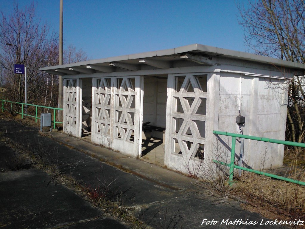 Ein Schattiges Pltzchen gefllig? Mukran West machts Mglich. / Bahnhof Mukran West am 4.3.13