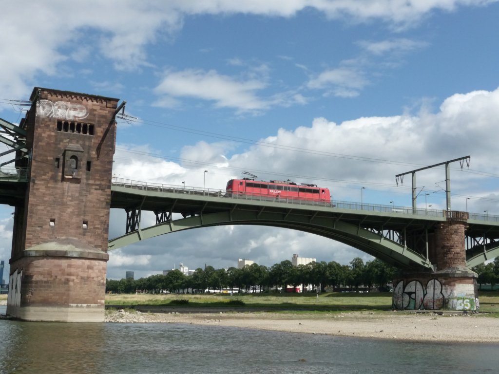 Eine 151er auf der S�dbr�cke. 06.08.2012