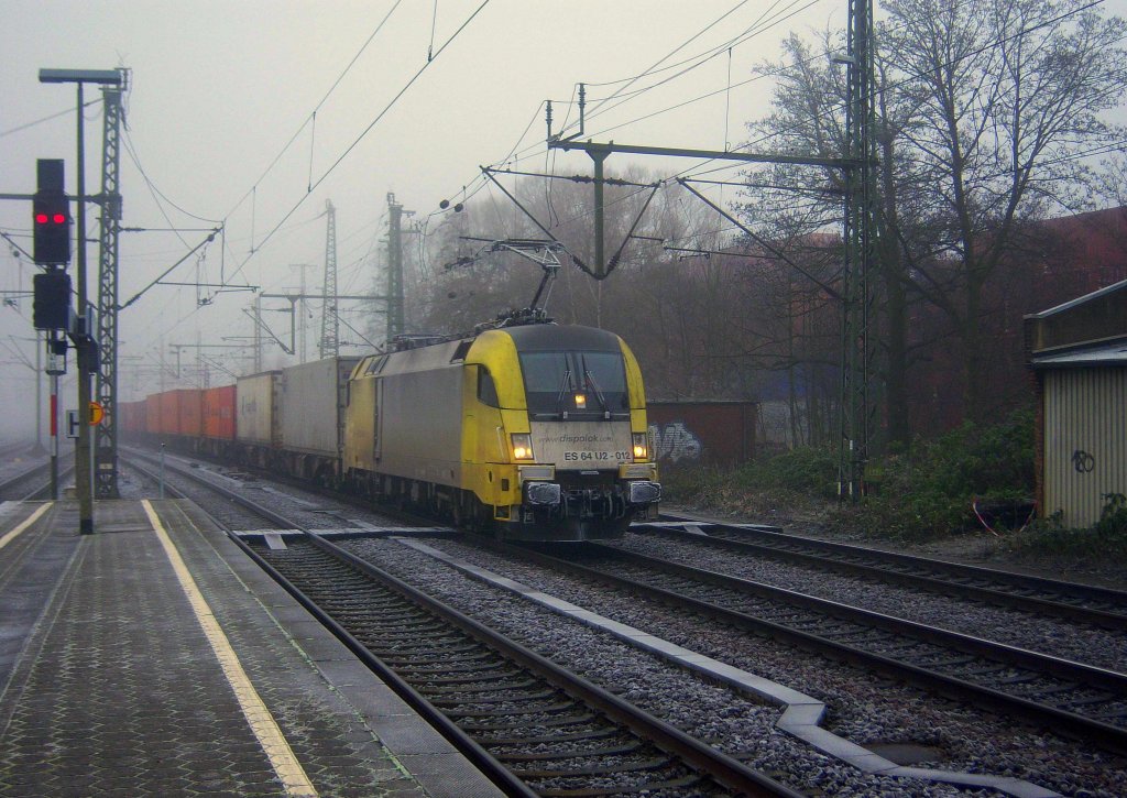 ES 64 U2-012 fuhr beim Nebeltreffen mit M.Steiner und J.H Labs 29.12 durch den Bahnhof Hamburg-harburg. Es war trotz der Klte ein toller Tag.