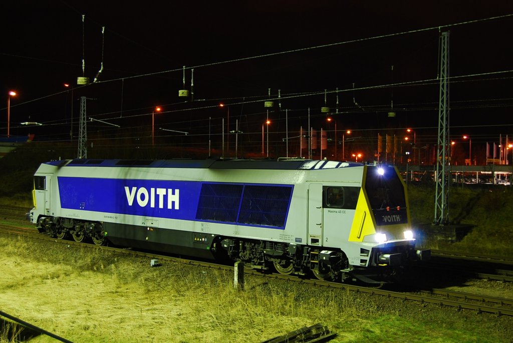 Fast zwei Stunden habe ich am 11.02.2011 in Rostock Seehafen Sd in der Klte geklappert um die  Maxima  264 008 zu knipsen.Als sie sich dann gegen 22.30 Uhr beim Kopf mach ablichten lie,wurde mit zittrigem Finger auf den Auslser gedrckt.