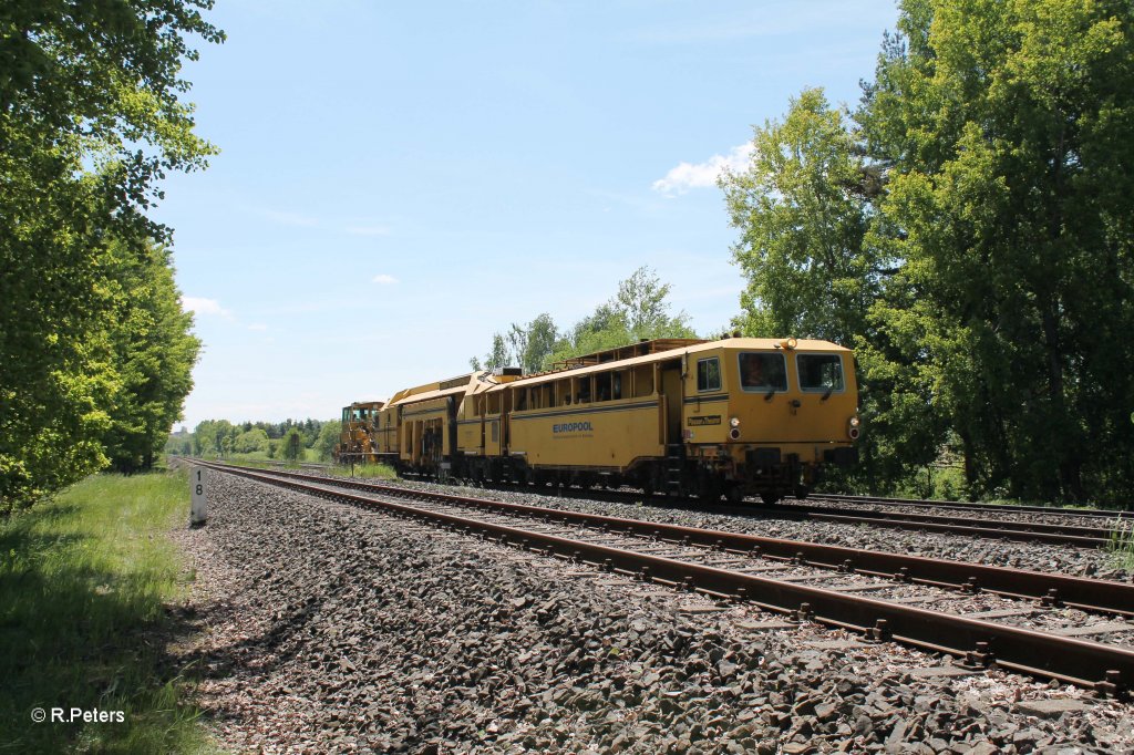 Gleisstopfmaschine bei Schnfeld. 05.06.13
