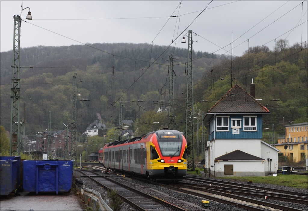 HLB 429 046 auf dem Weg in Richtung Frankfurt am 27.04.13 in Dillenburg