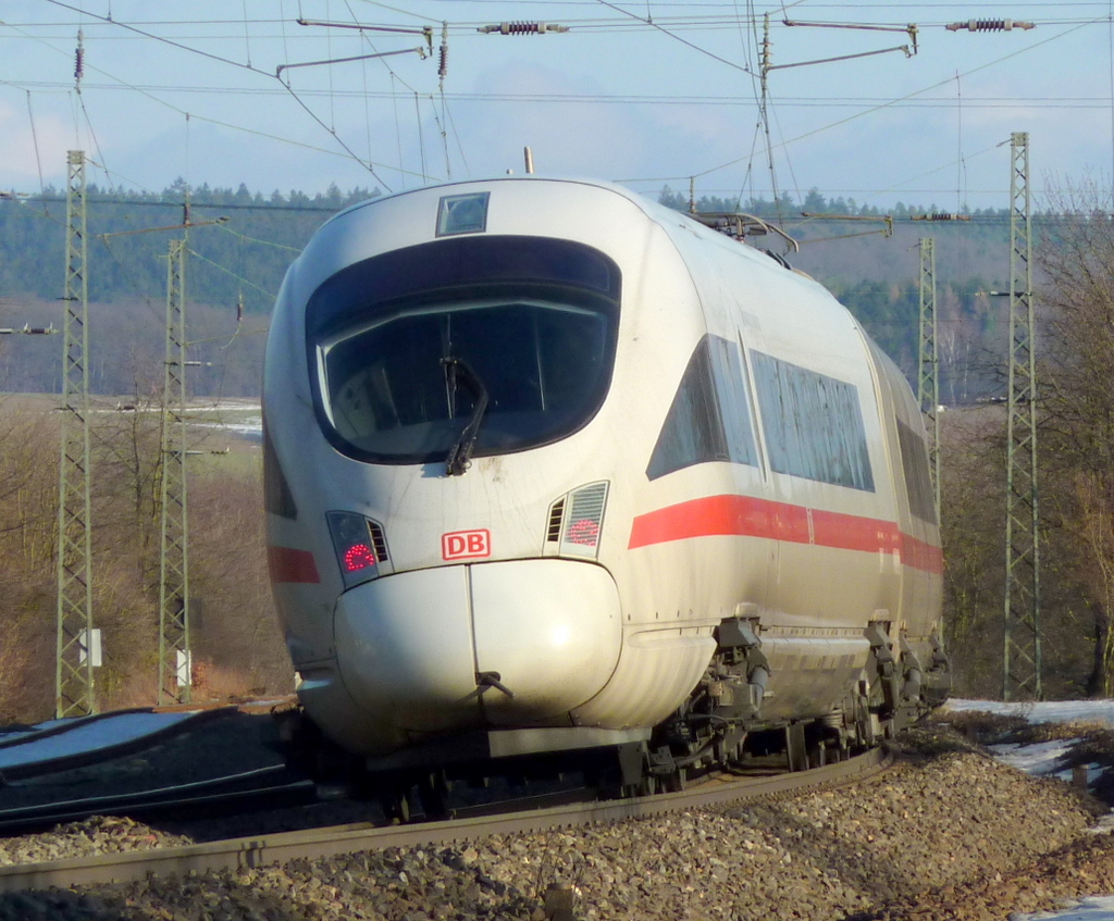 ICE nach Dresden am 08.01.11 bei Fulda