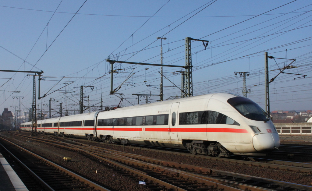 ICE  Neubrandenburg  als ICE nach Frankfurt am 22.02.11 in Fulda