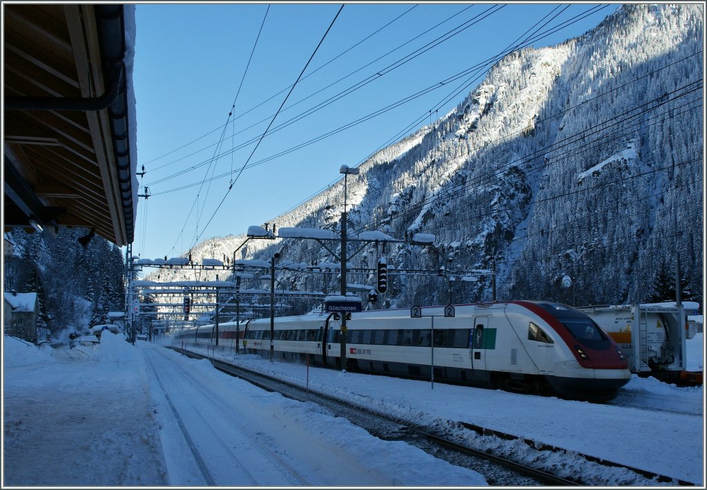 Immer wieder erstaunlich wie zuverlssig die ICN sind, trotz knappen Bestand, sind relativ selten gravierene Strungen zu verzeichen. 
Gschenen, den 12.12.12