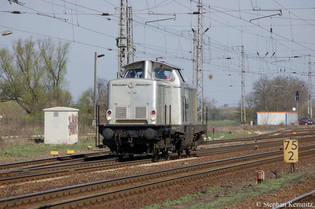 ITL 111 001 (211 160-7) als Lz in Priort in Richtung Marquardt unterwegs. 07.04.2011