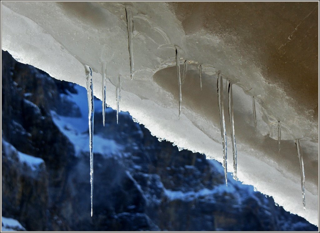 Kleine aber feine Eiszapfen
(06.02.2012)