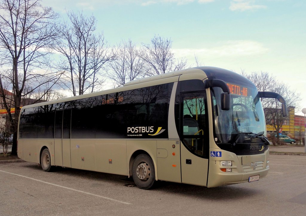 MAN POSTBUS der BB auf der Linie Krems>Zwettl in Niedersterreich hier in Krems an der Donau,8.2.2013.