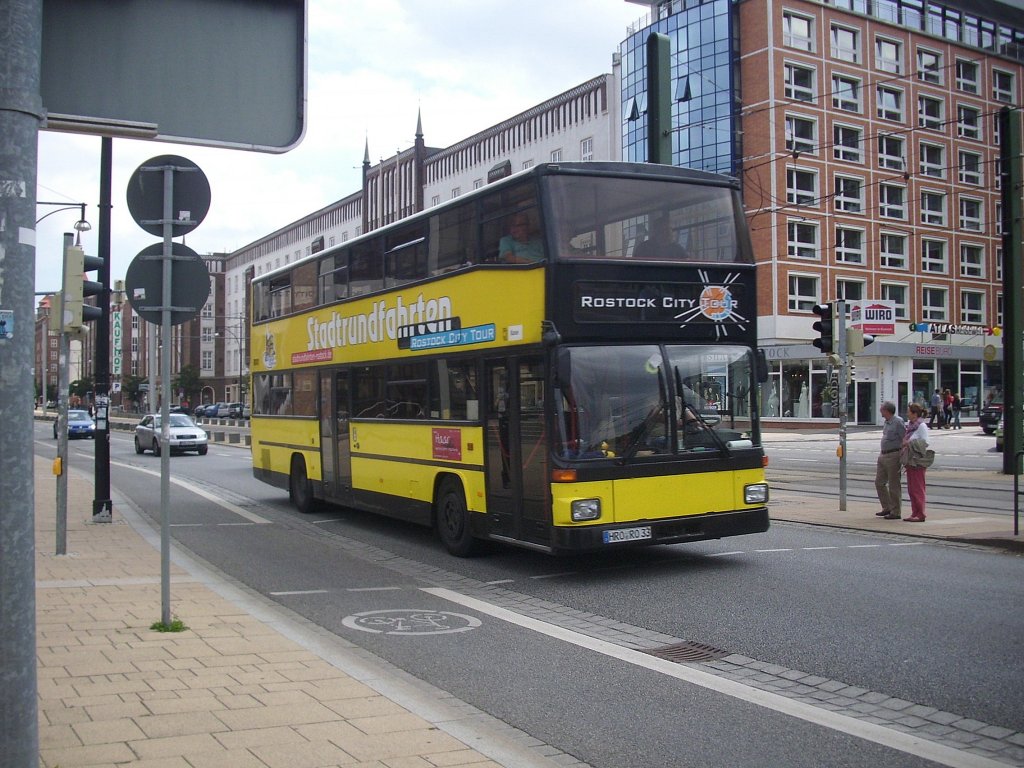 MAN SD 202 von Rostock City Tours aus Deutschland in Rostock.