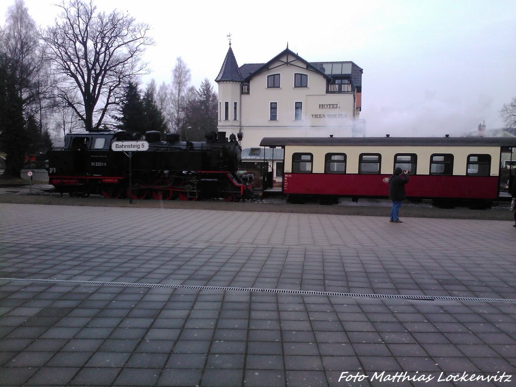 Mecklenburgische B�derbahn  Molli  beim Rangieren im Bahnhof Bad Doberan am 13.4.13 
