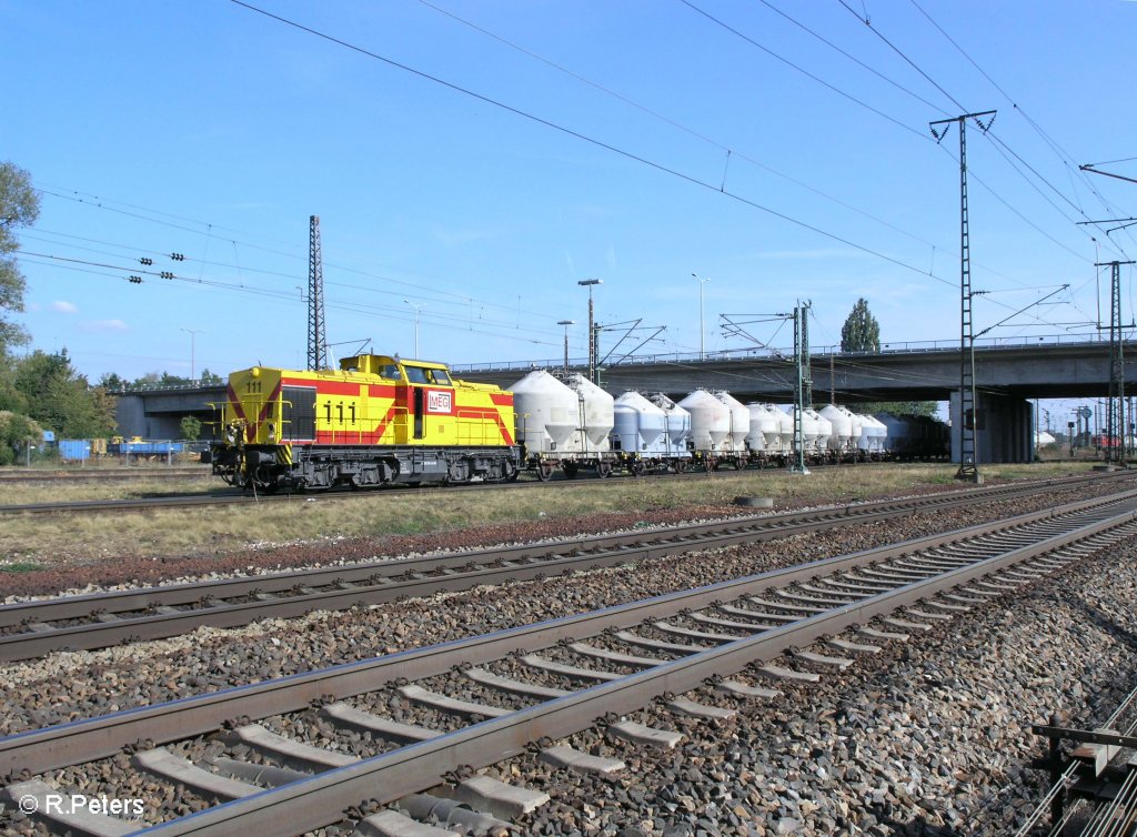 MEG 111 verlsst Regensburg Ost mit ein Zementzug. 09.09.09