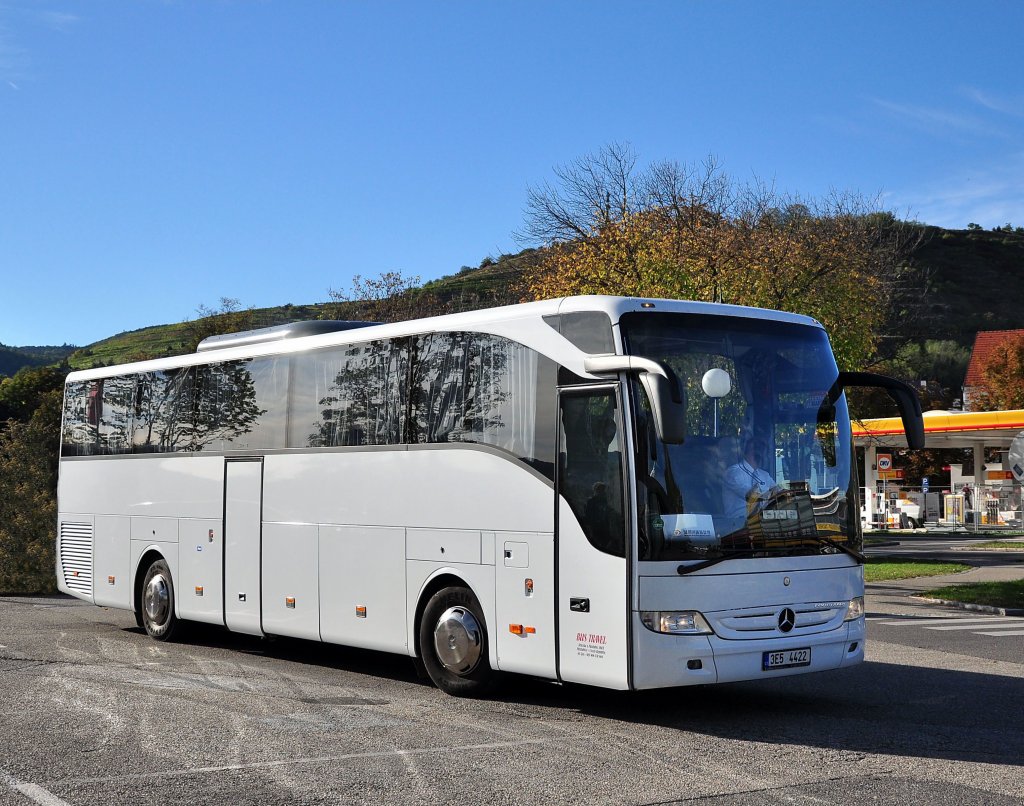 MERCEDES BENZ TOURISMO von BUS travel aus der CZ am 5.10.2012 in Krems an der Donau unterwegs.