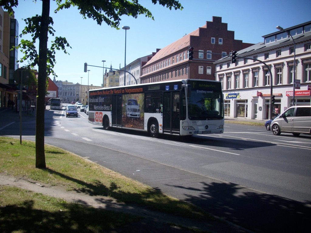 Mercedes Citaro II der Stadtwerke Stralsund (SWS) in Stralsund. 

