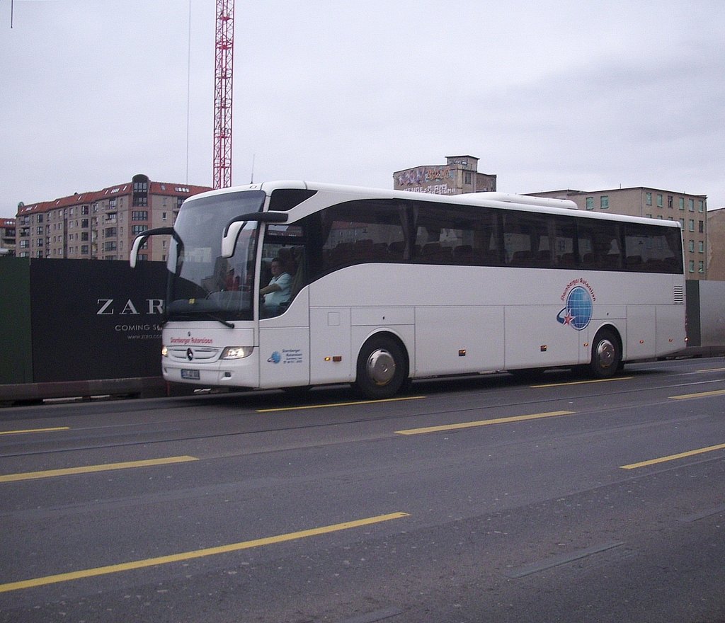 Mercedes Tourismo in Berlin.