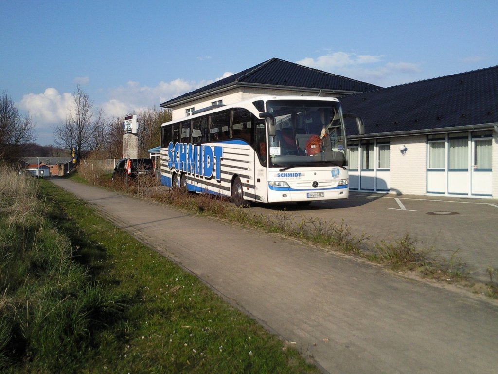 Mercedes Tourismo  von SCHMIDT aus Deutschland in Sassnitz.