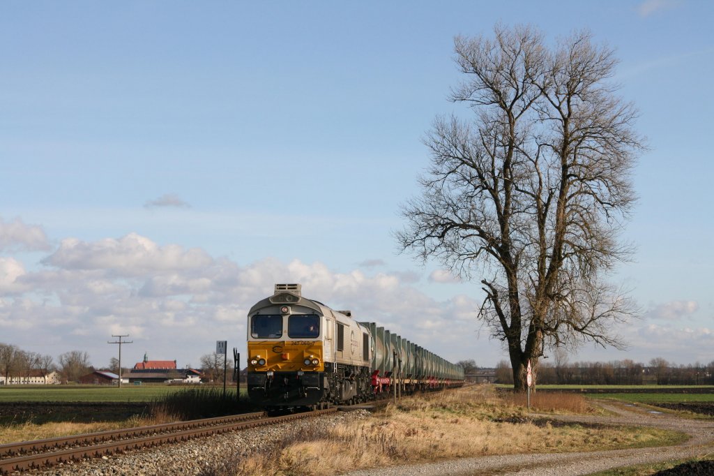 Mit einem Mllzug aus Kastl ist 247 060-7 am 08.12.11 bei Heiligenstatt unterwegs.