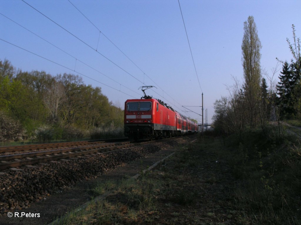 Nachschuss von 143 065-1 als RE 18202 Frankfurt/Oder bei Eisenhttenstadt. 19.04.11
