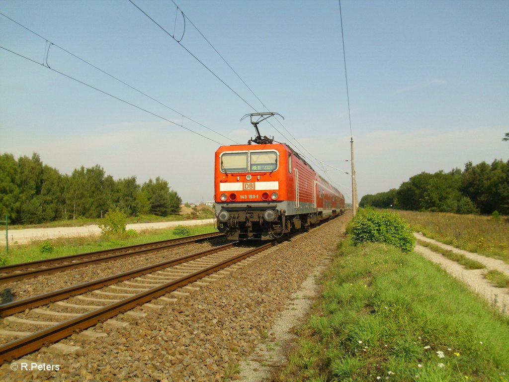 Nachschuss von 143 193-1 als RB11 Frankfurt/Oder kurz hinter Eisenhttenstadt. 12.08.10