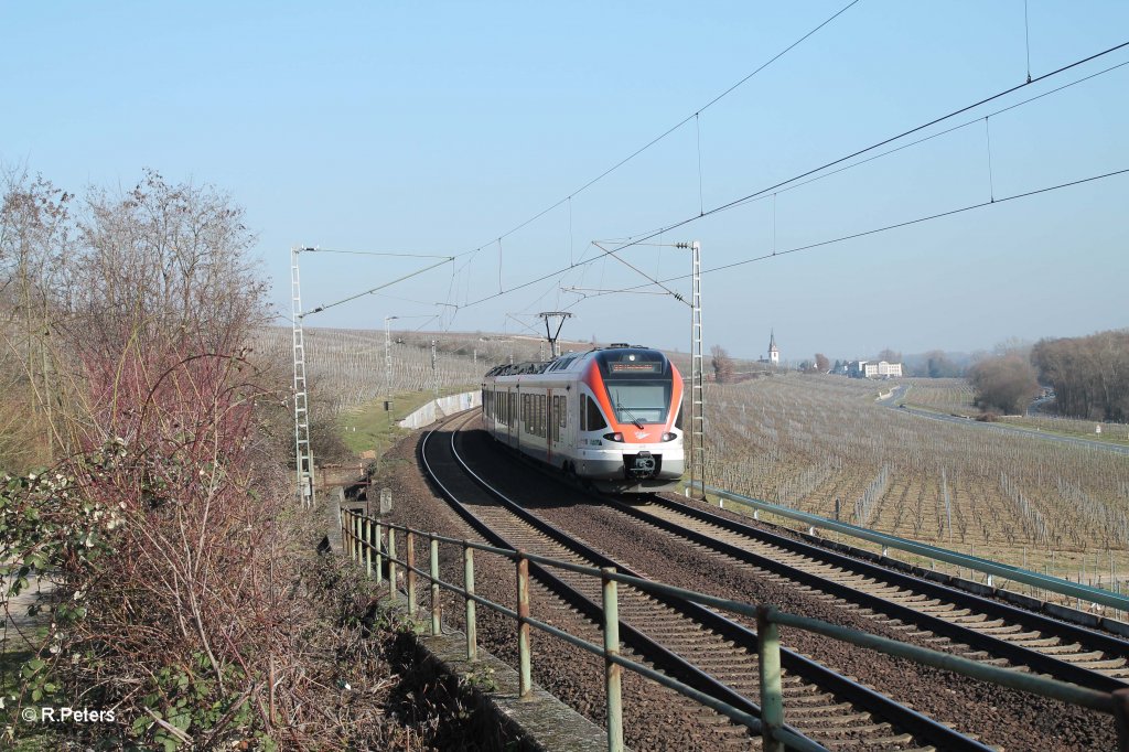 Nachschuss von 410 auf dem Weg nach Frankfurt/Main bei Hattenheim am Rhein. 05.03.13